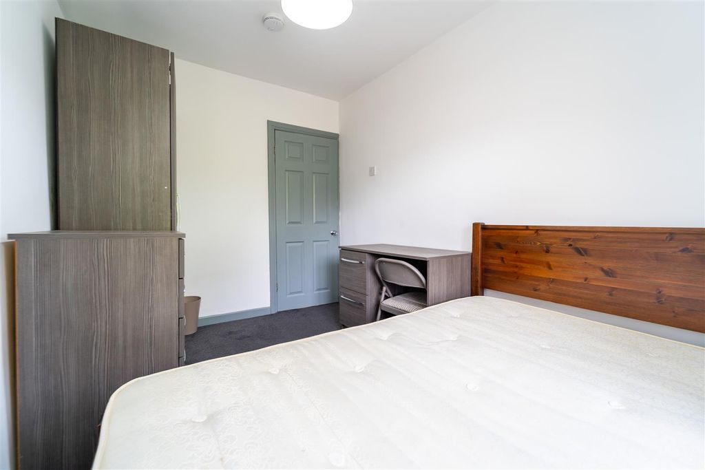 Additional image 15 of 5 bed shared accommodation to rentRodbourne Road, Birmingham B17