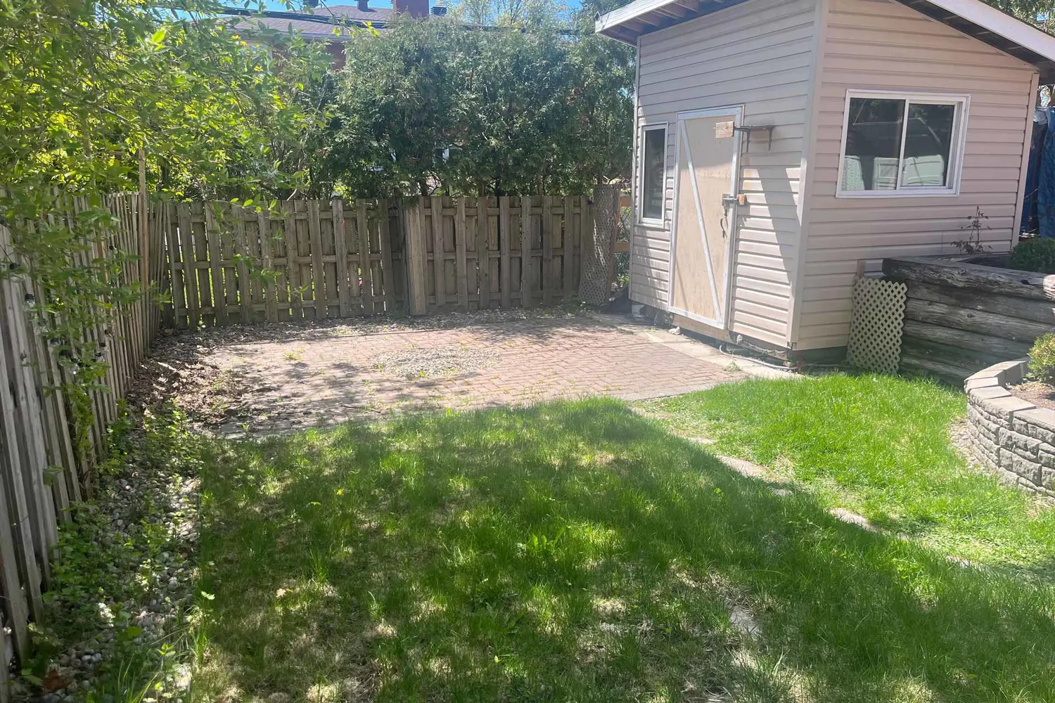 Additional image 16 of 1702 Russell Road