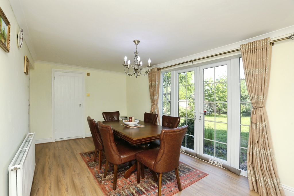 Additional image 7 of 3 bed bungalow for salePoverest Road, Orpington BR5