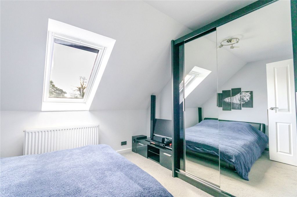 Additional image 7 of 4 bed semi-detached house for saleHinkley Close, Harefield, Uxbridge UB9