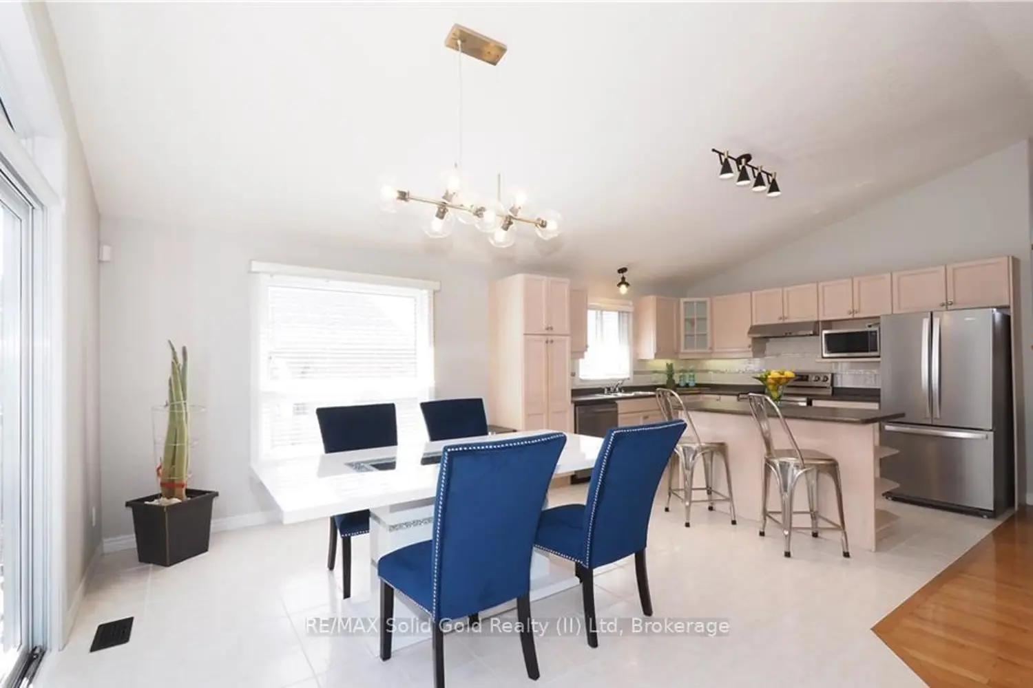 Additional image 4 of 40 Dineen Court