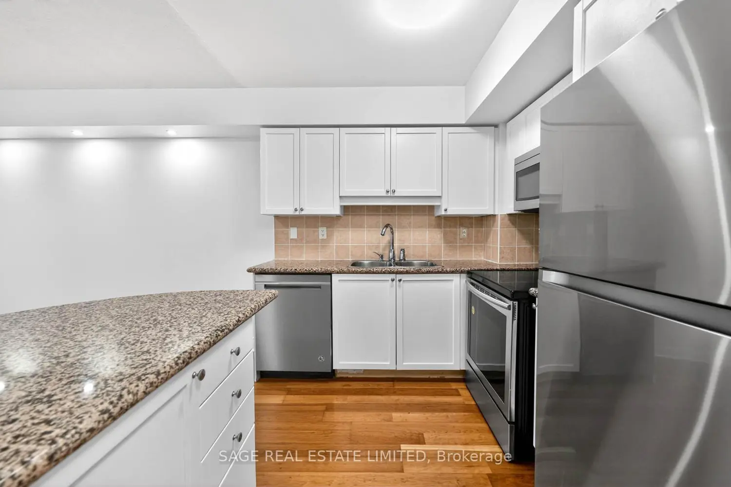 78 Harrison Garden Boulevard 1214 photo 4