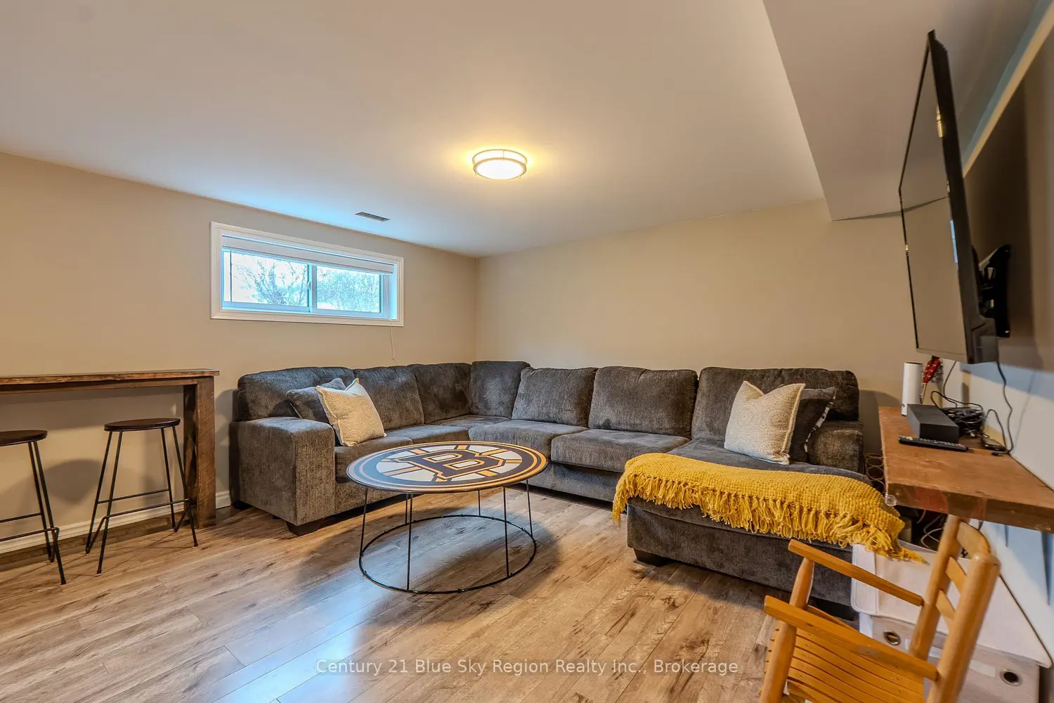 Additional image 11 of 34 Belleview Crescent