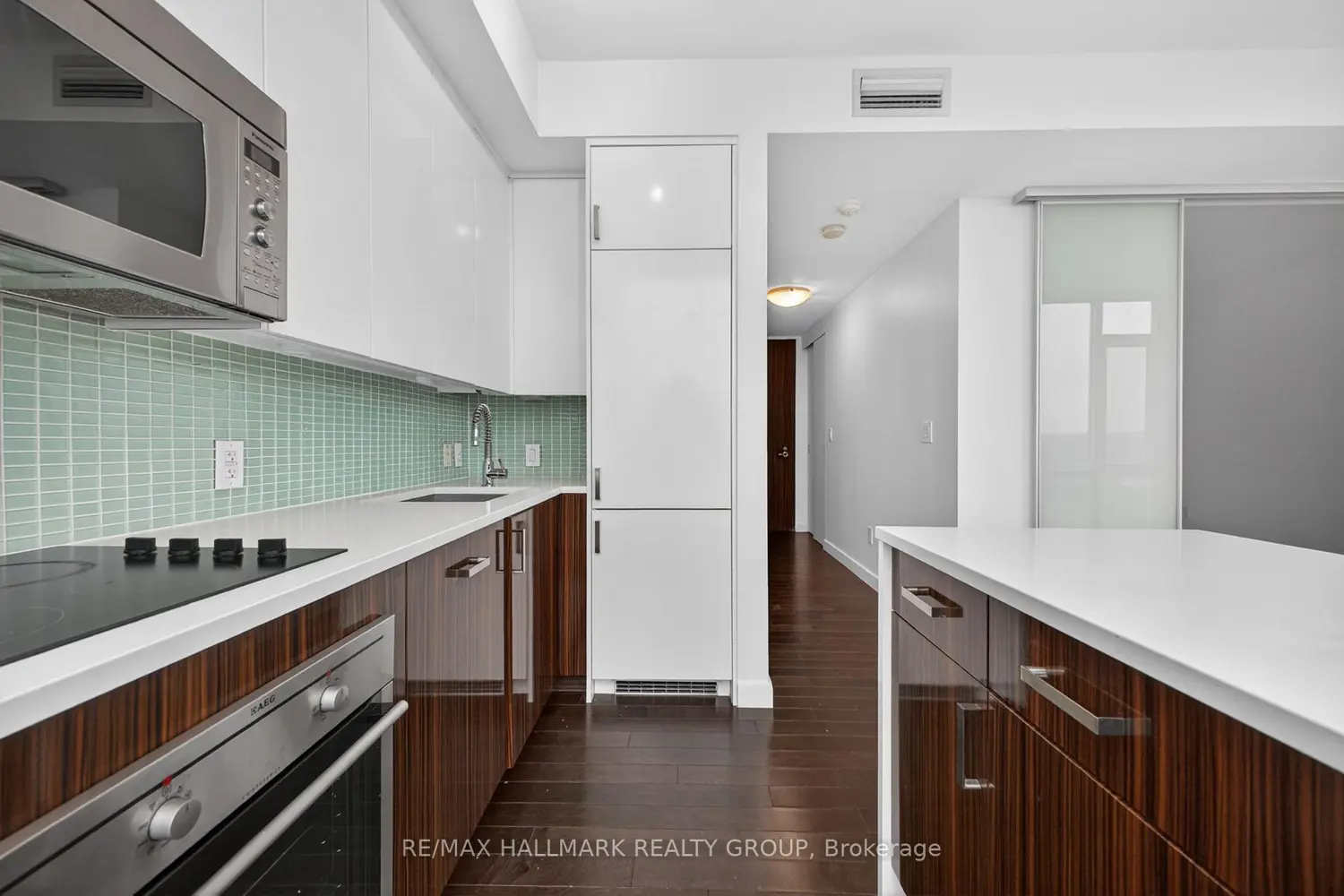 Additional image 7 of 201 Parkdale Avenue 705