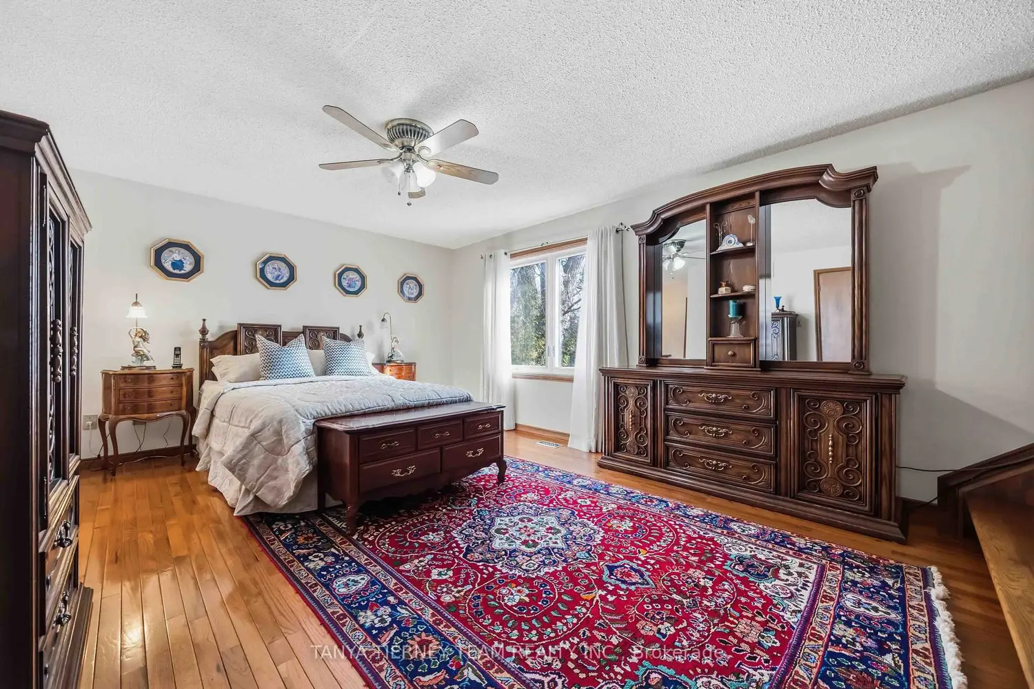 Additional image 4 of 575 Park Crescent
