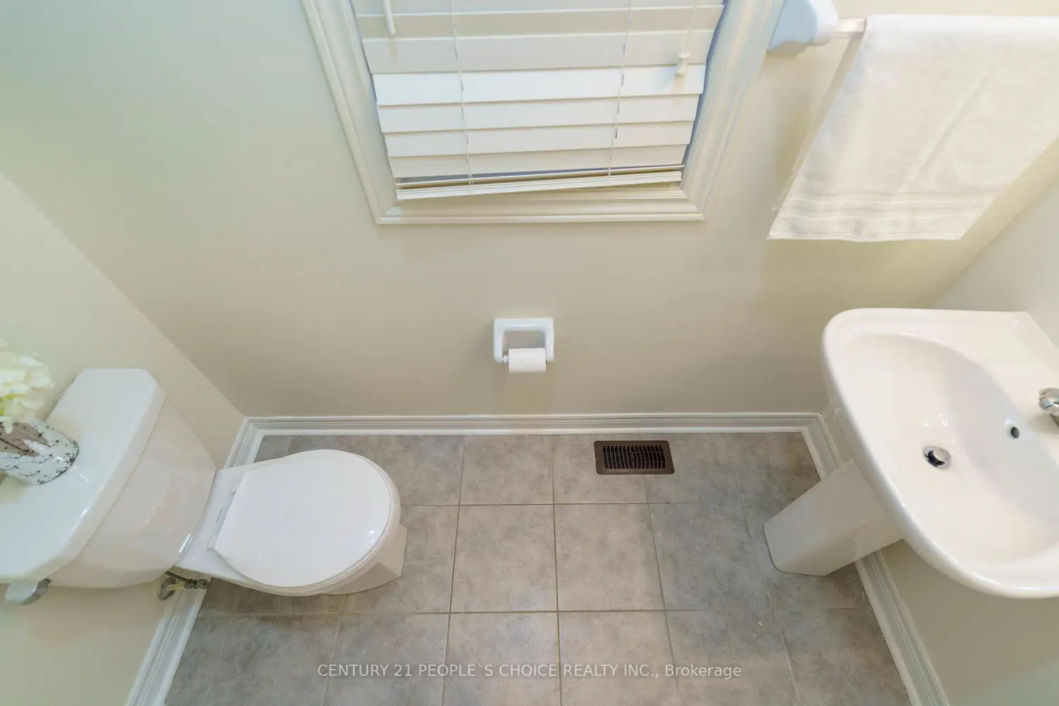 636 Mockridge Terrace photo 5