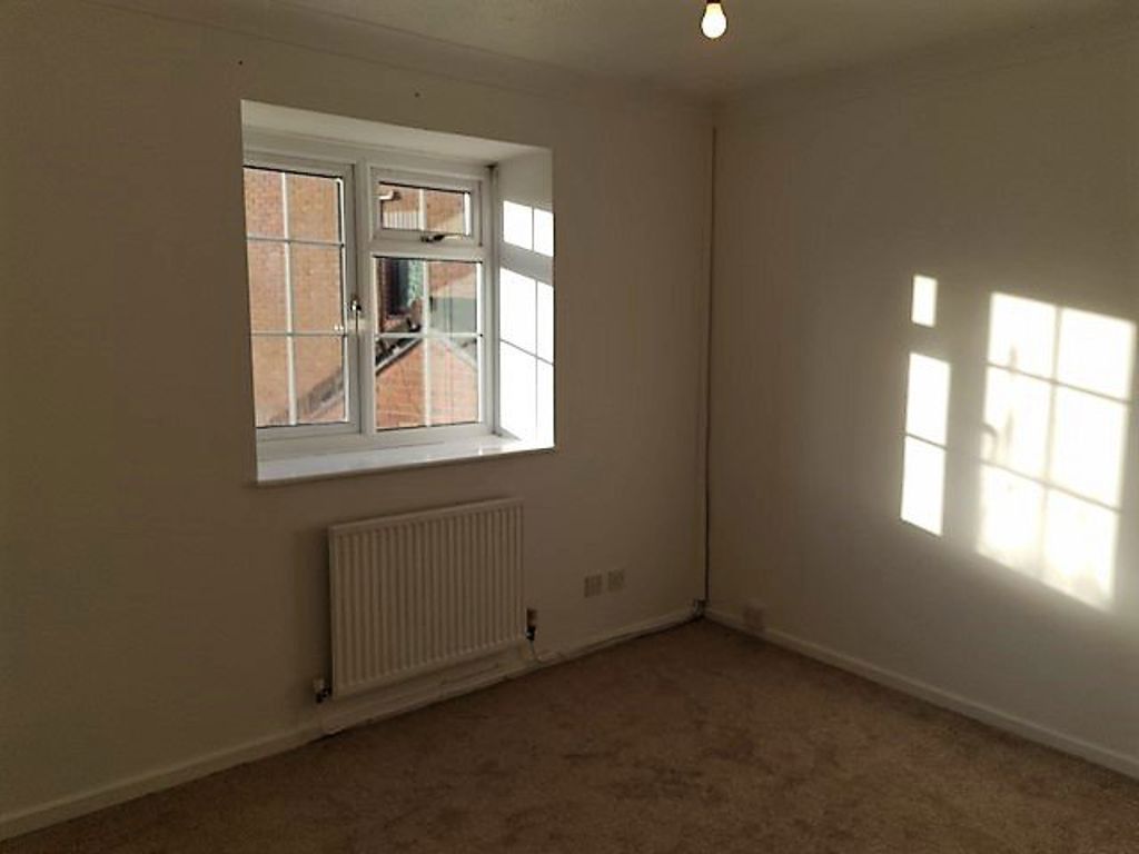 Additional image 9 of 3 bed terraced house to rentPennyfarthing Lane, Undy NP26