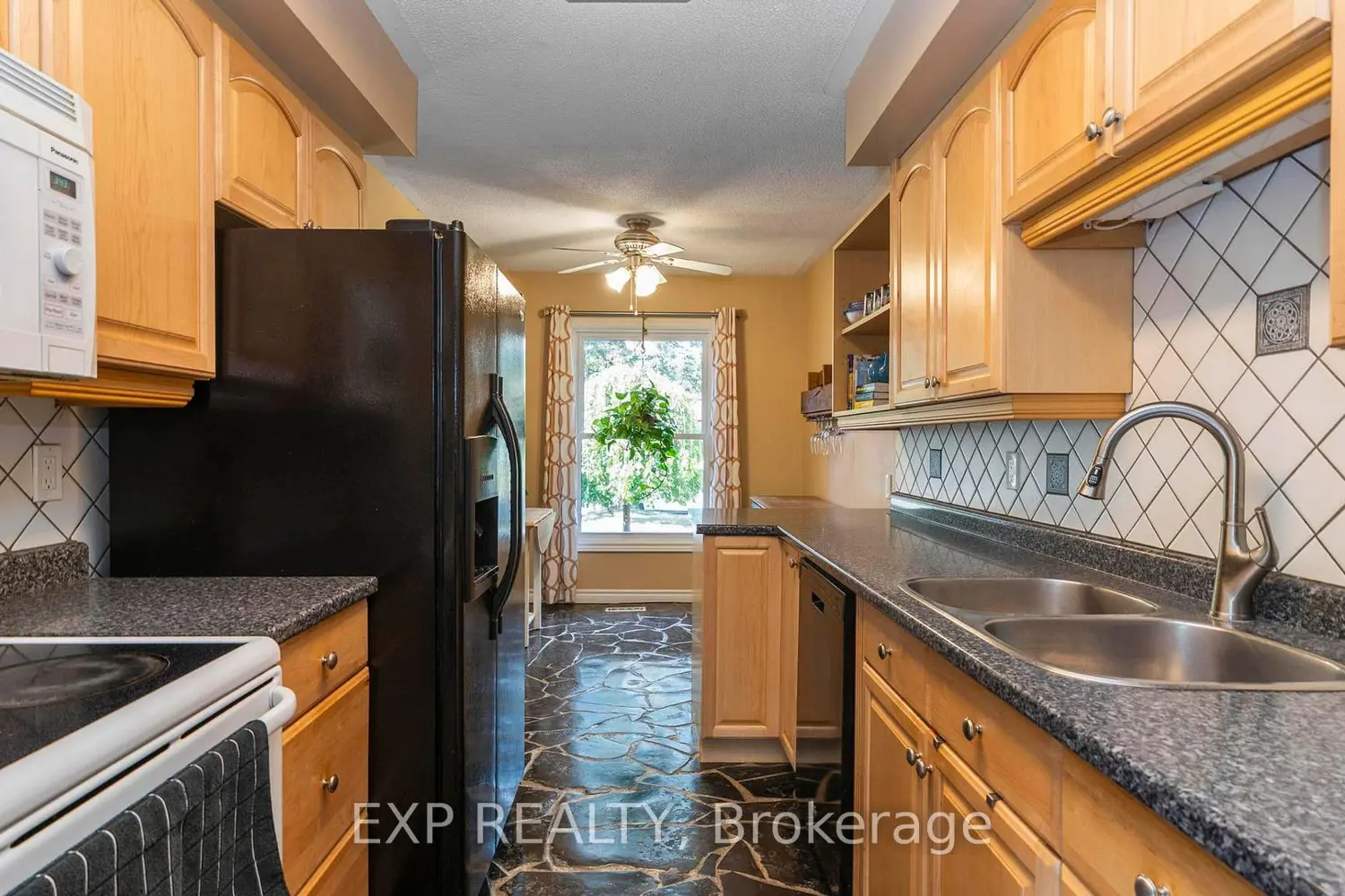 Additional image 4 of 116 Glenroy Crescent