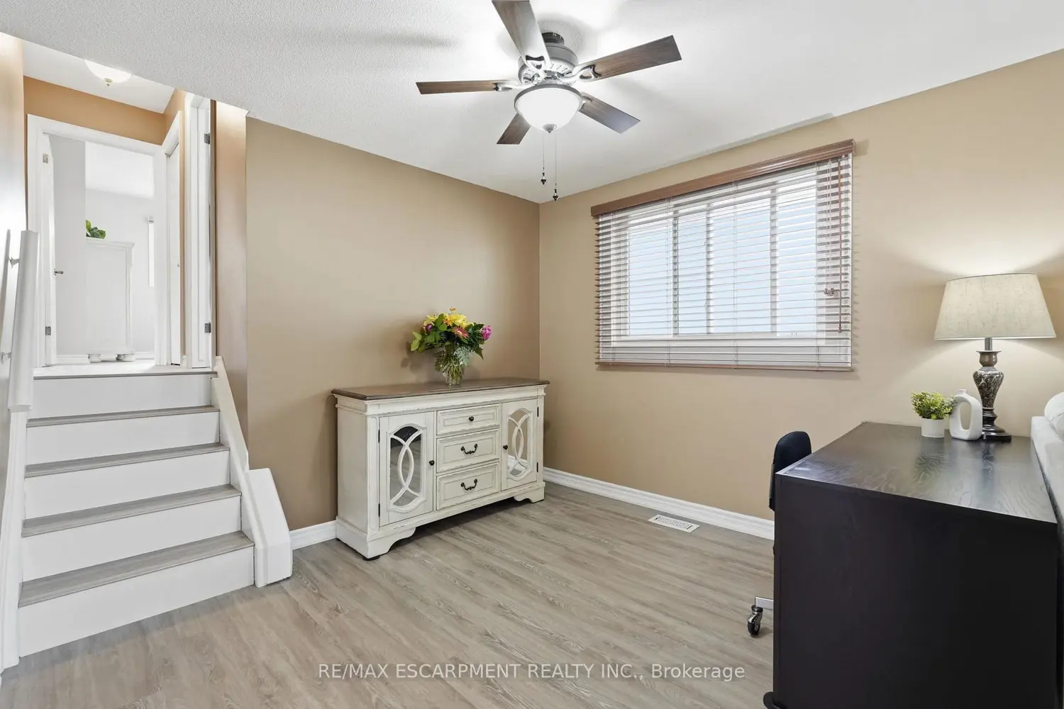 Additional image 7 of 300 Eaglewood Drive