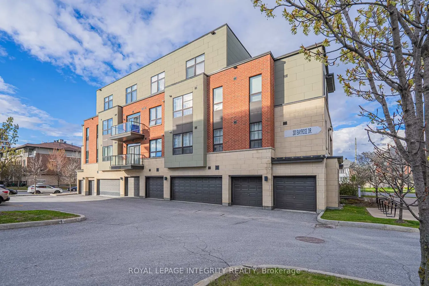 Additional image 10 of 301 Bayrose Drive 305