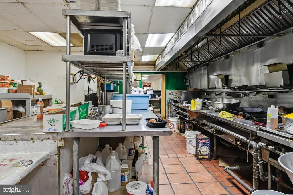Additional image 11 of 6 N Washington Street, Easton, MD 21601