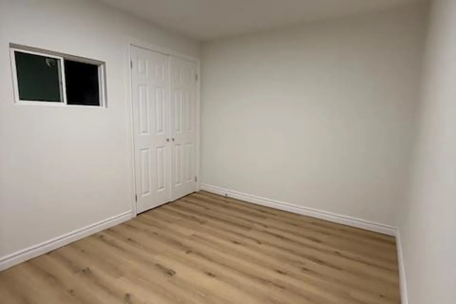 Additional image 8 of 475 Sandringham Crescent 39