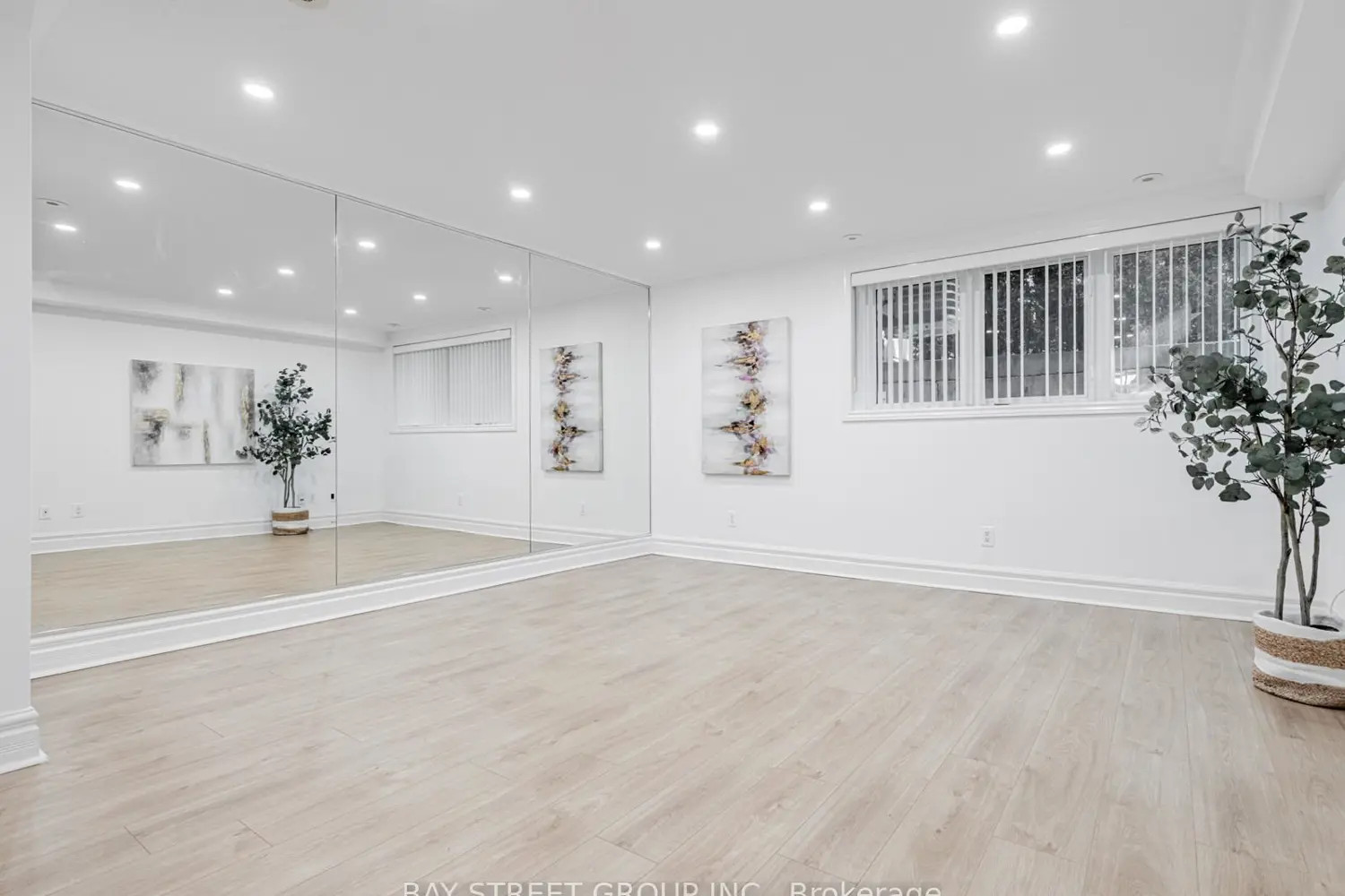 Additional image 10 of 35 William Poole Way