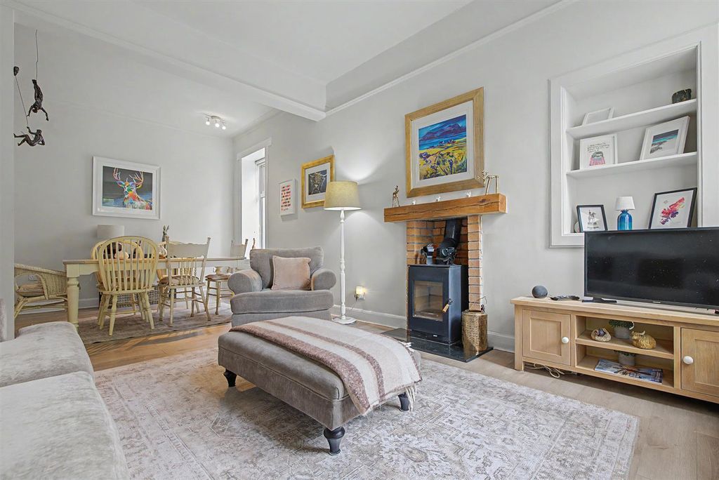 Additional image 3 of 2 bed flat for saleDenholm Street, Greenock PA16