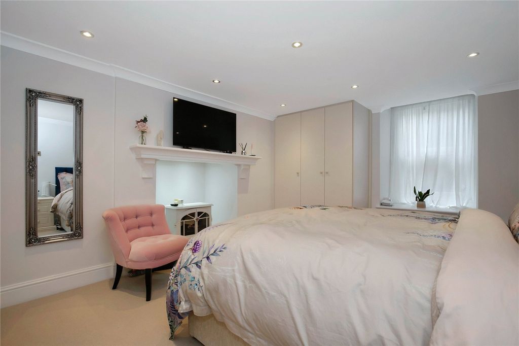 Additional image 5 of 3 bed flat for saleWindsor Terrace, Clifton, Bristol BS8