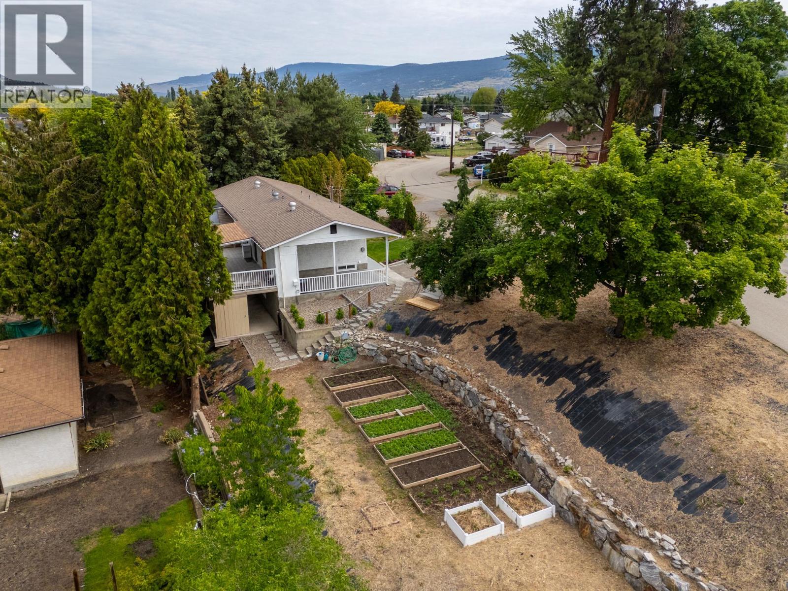 Additional image 4 of 700 Fraser Road, Kelowna, BC, V1X3M3