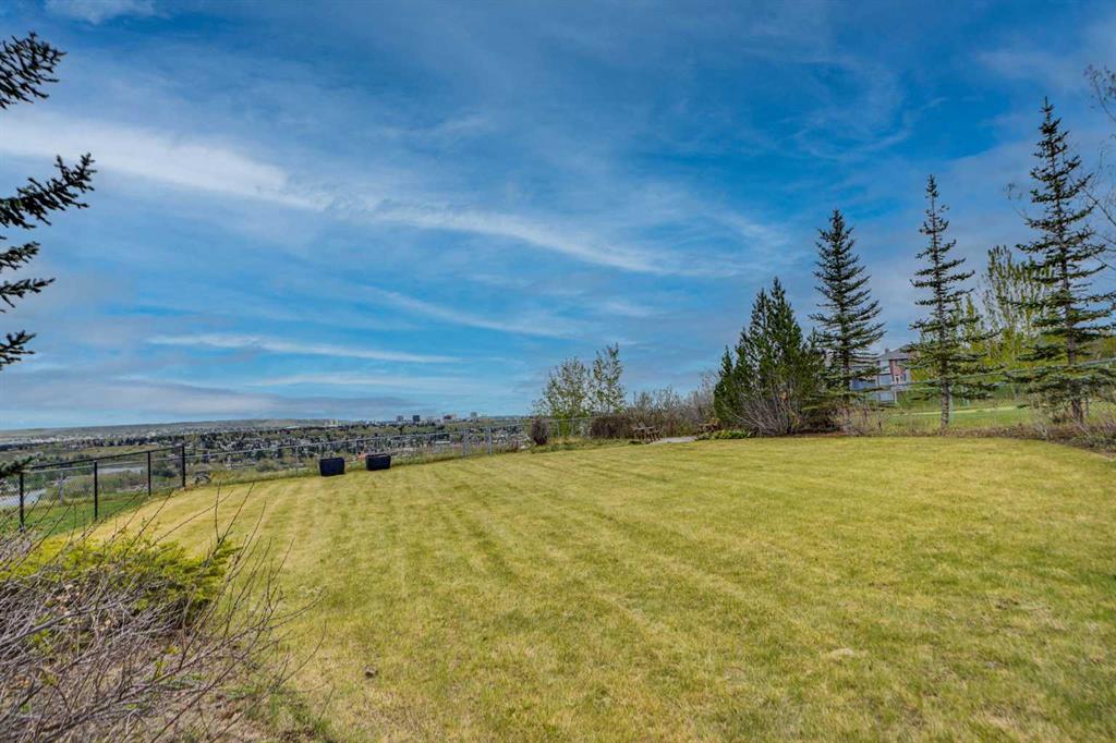 Additional image 6 of 378 Patterson Boulevard SW, Calgary, AB, T3H 3N6