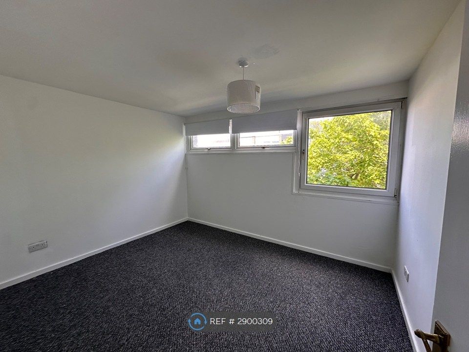 Additional image 6 of 3 bed terraced house to rentMactaggart Road, Glasgow G67