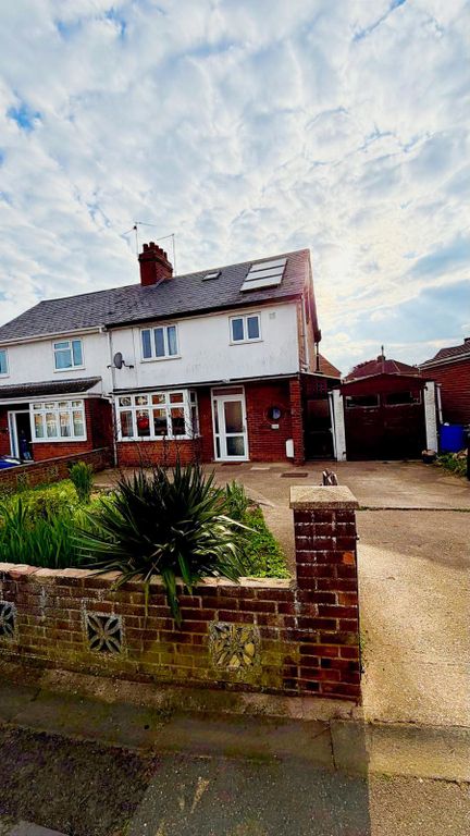 3 bed semi-detached house to rentLondon Road, Peterborough PE2