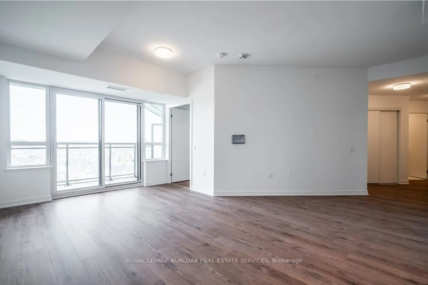 Additional image 8 of 395 Dundas Street 801