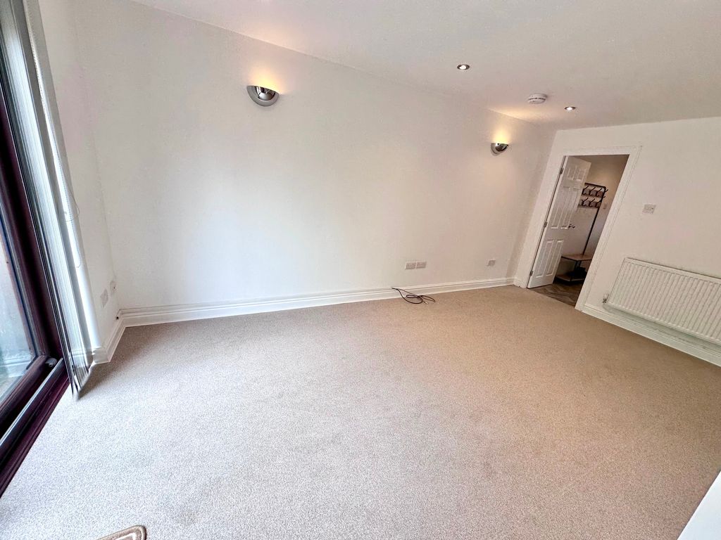 Additional image 8 of 2 bed semi-detached house to rentForge Close, Caerleon, Newport NP18