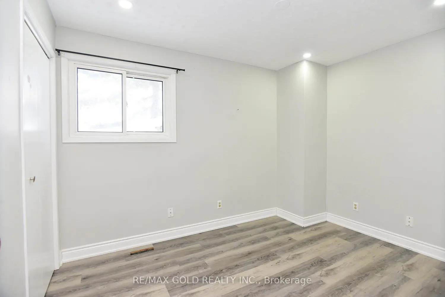 Additional image 13 of 70 Greystone Crescent
