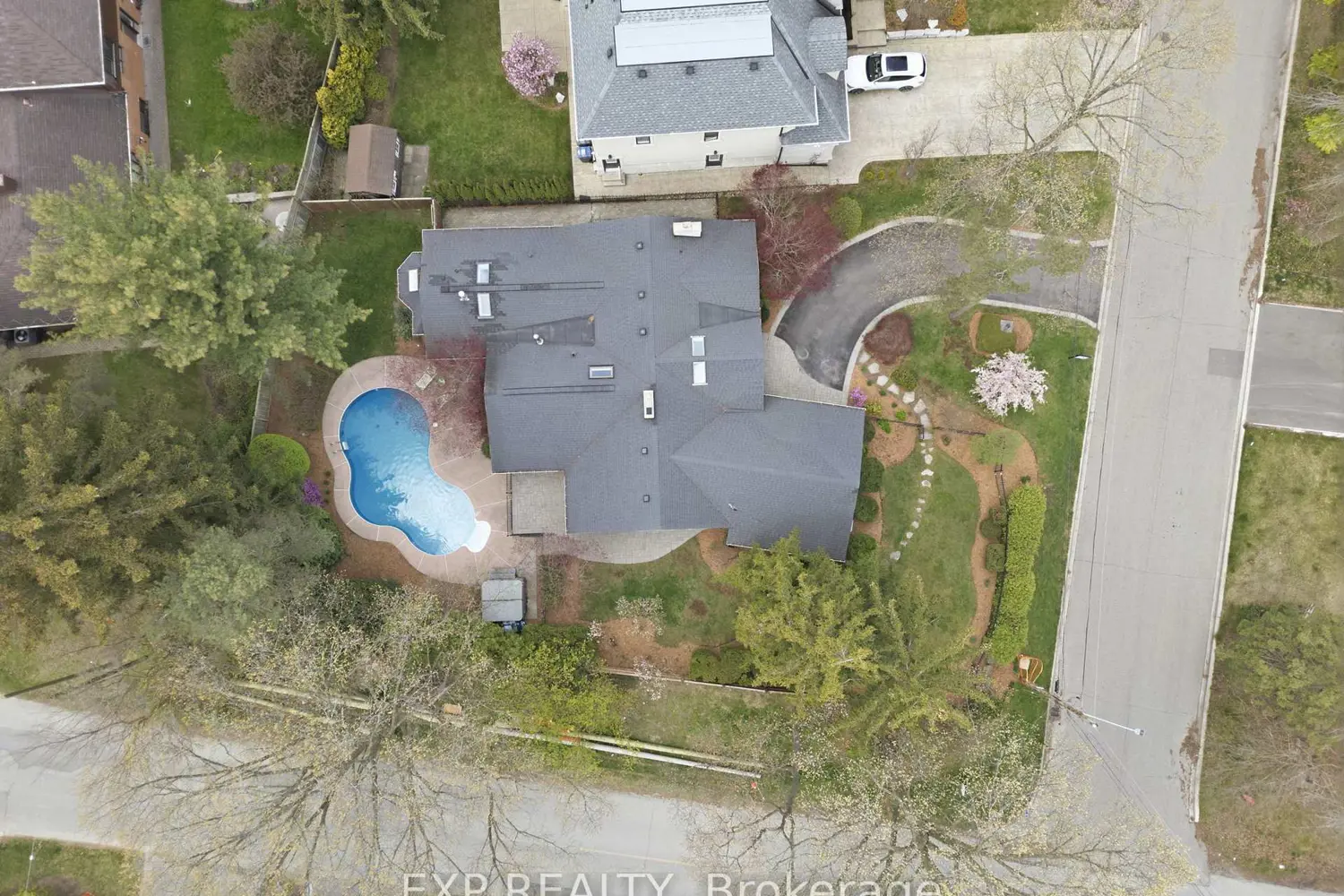 Additional image 2 of 2076 Autumn Breeze Drive