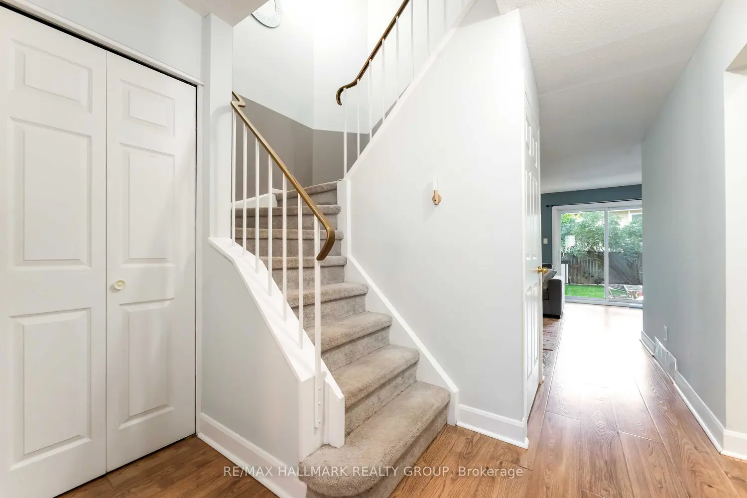 6463 Timothy Court photo 2