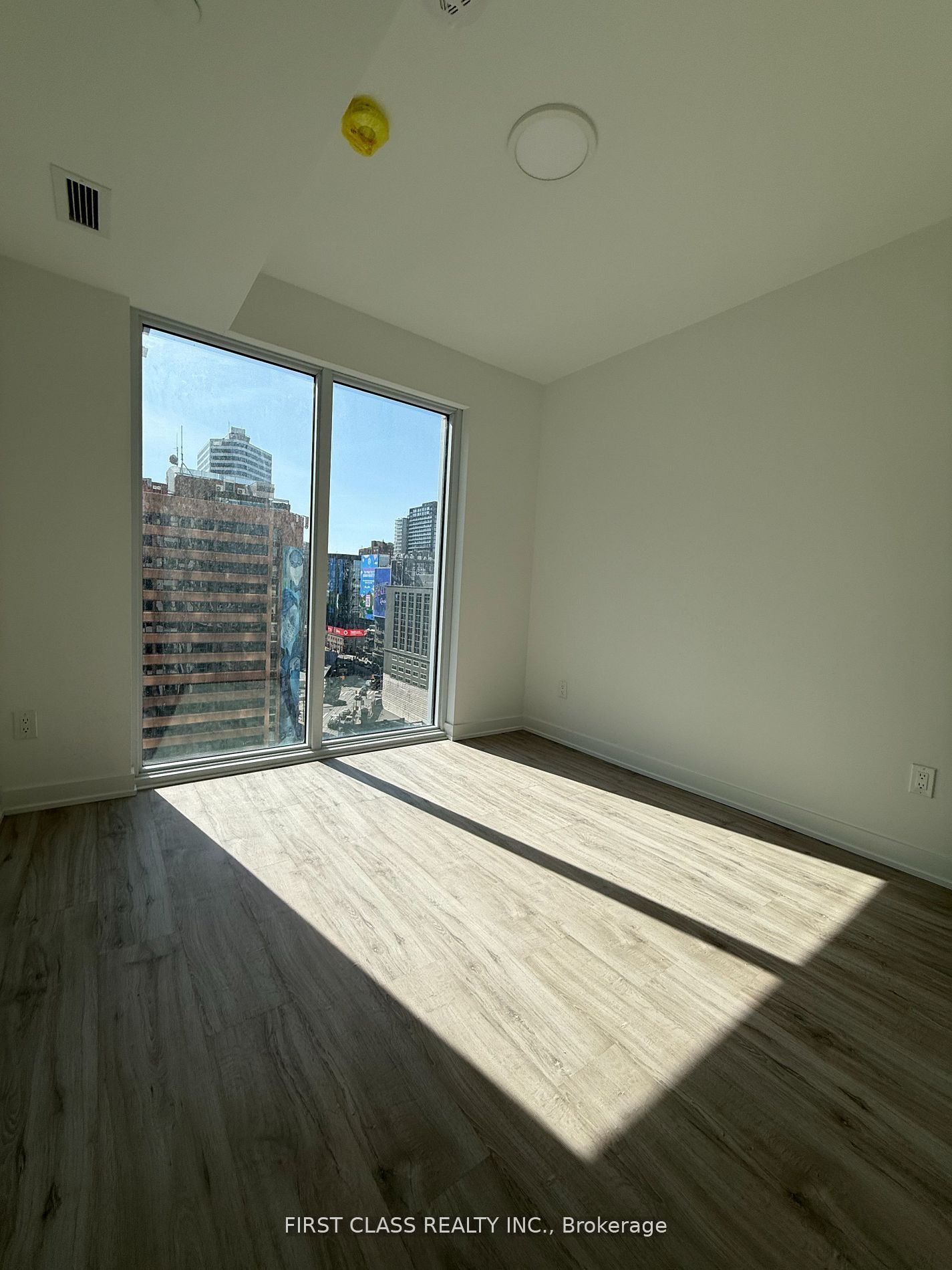 Additional image 6 of 1517-252 Church Street E, Toronto, ON, M5B 1Z2