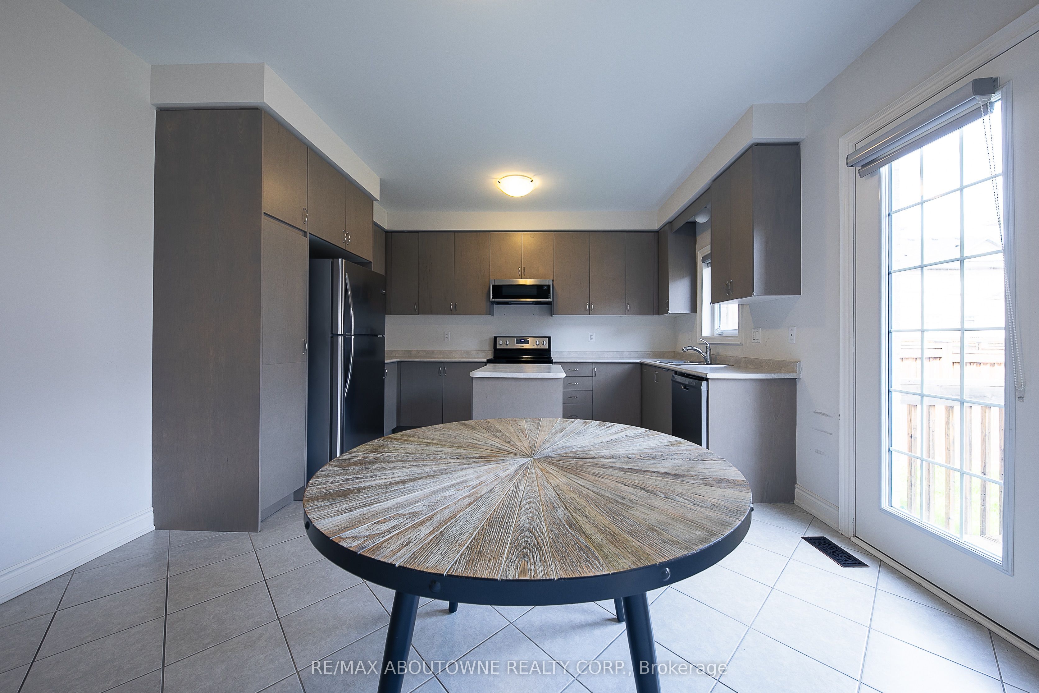 Additional image 6 of 492 Grindstone Trail, Oakville, ON, L6H 0S1