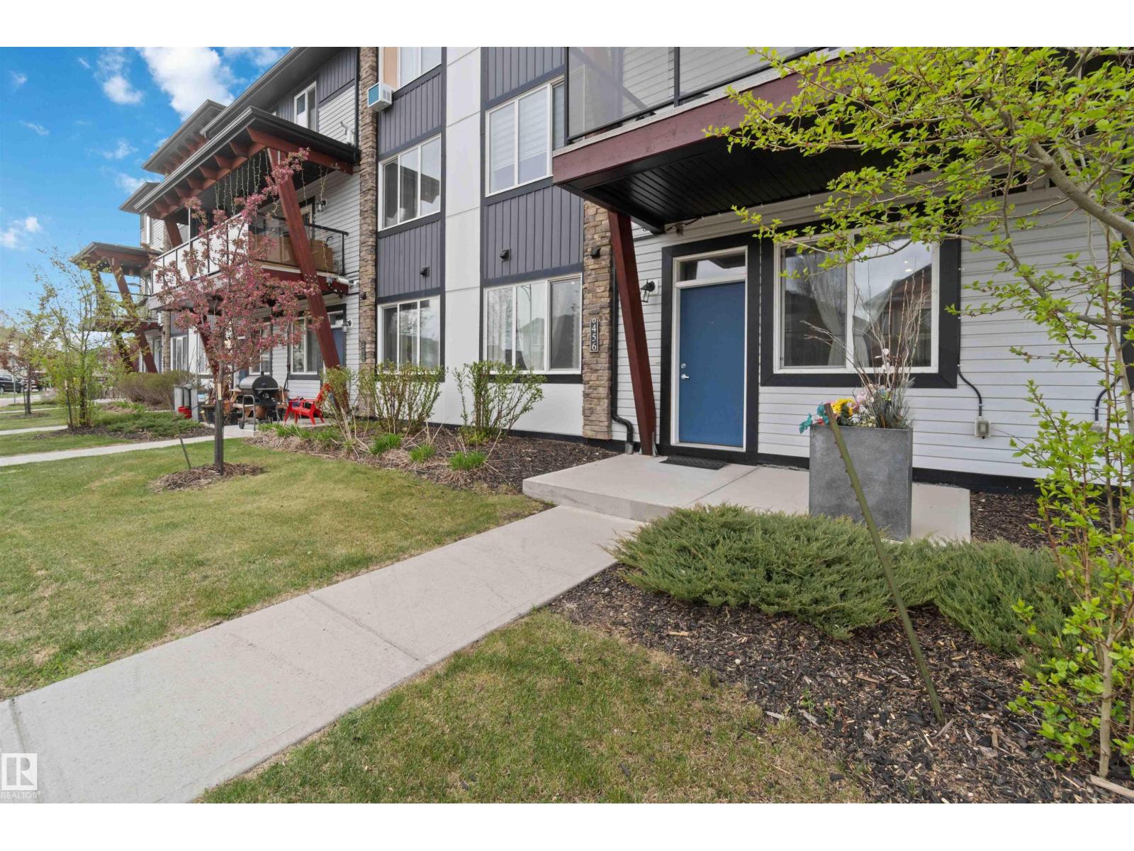 Additional image 3 of 456 Allard Boulevard SW, Edmonton, AB, T6W3C2