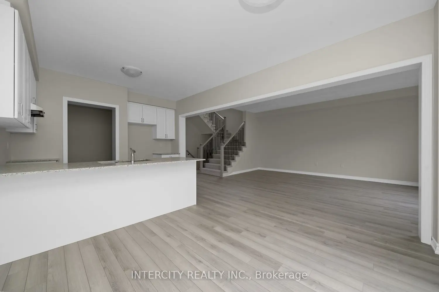 Additional image 7 of 74 Molozzi Street