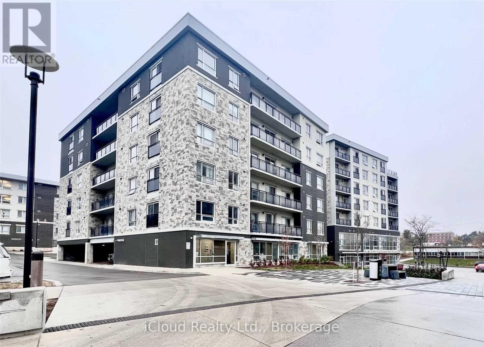 Additional image 3 of 401-275 Larch Street, Waterloo, ON, N2L3R2