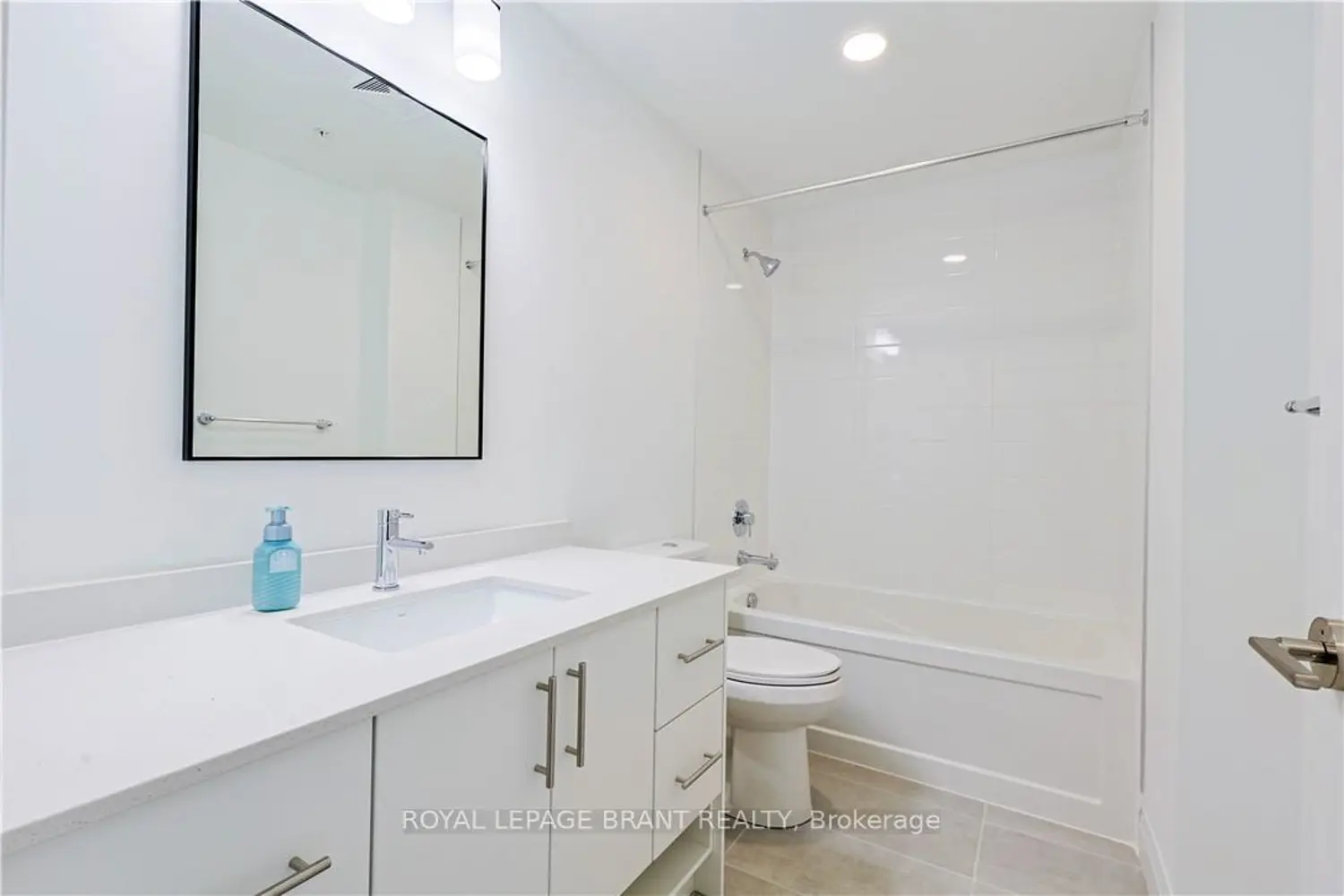 Additional image 11 of 1333 Weber Street 215