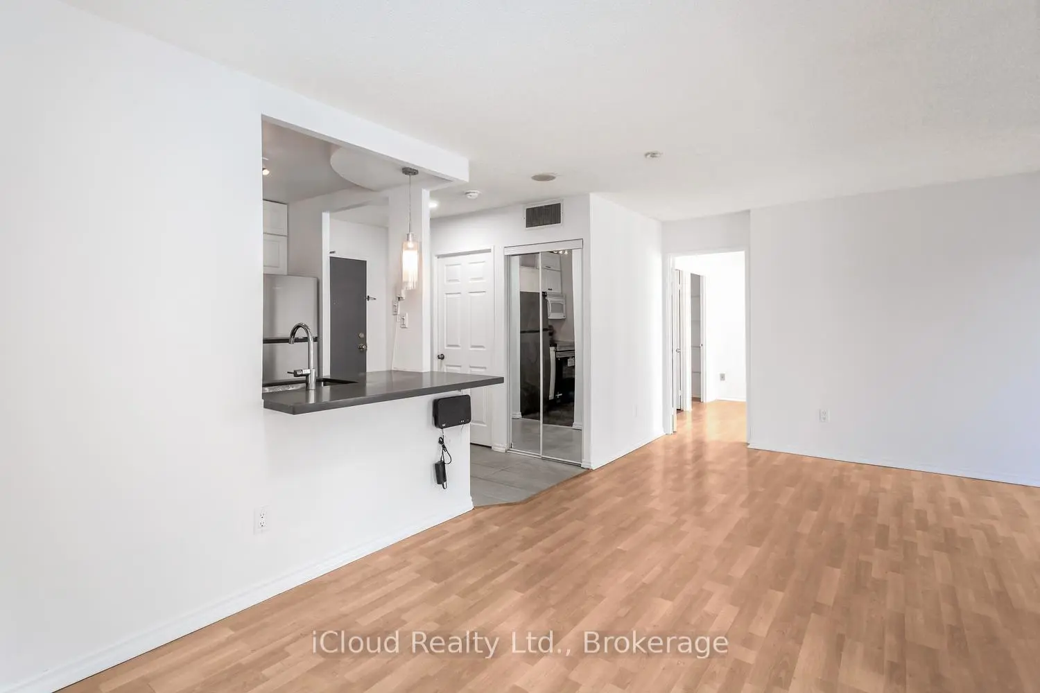 Additional image 11 of 285 Enfield Place 2111