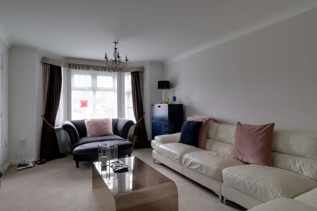 Additional image 6 of 4 bed detached house to rentHugo Way, Loggerheads TF9