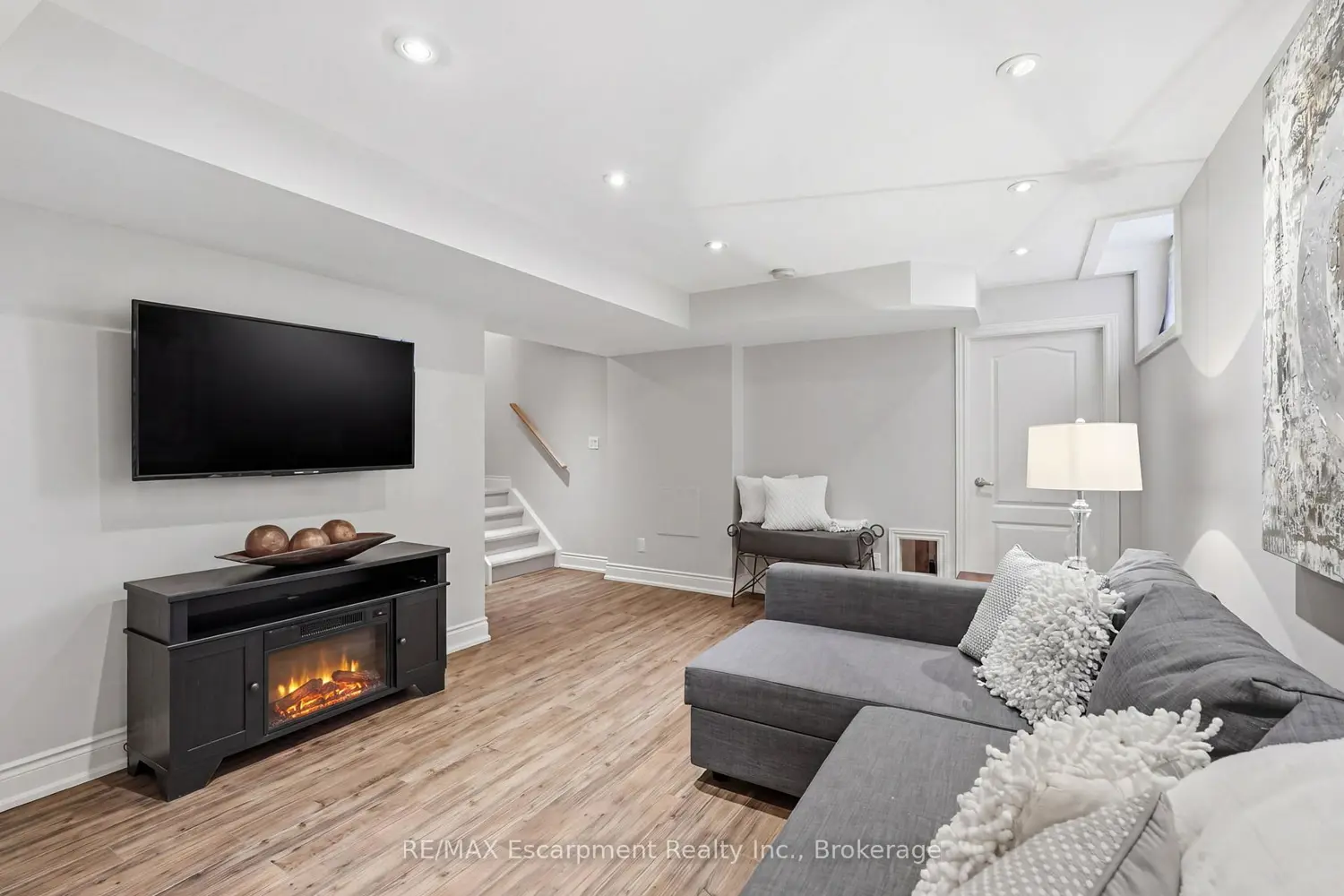 Additional image 19 of 2124 Glenhampton Road
