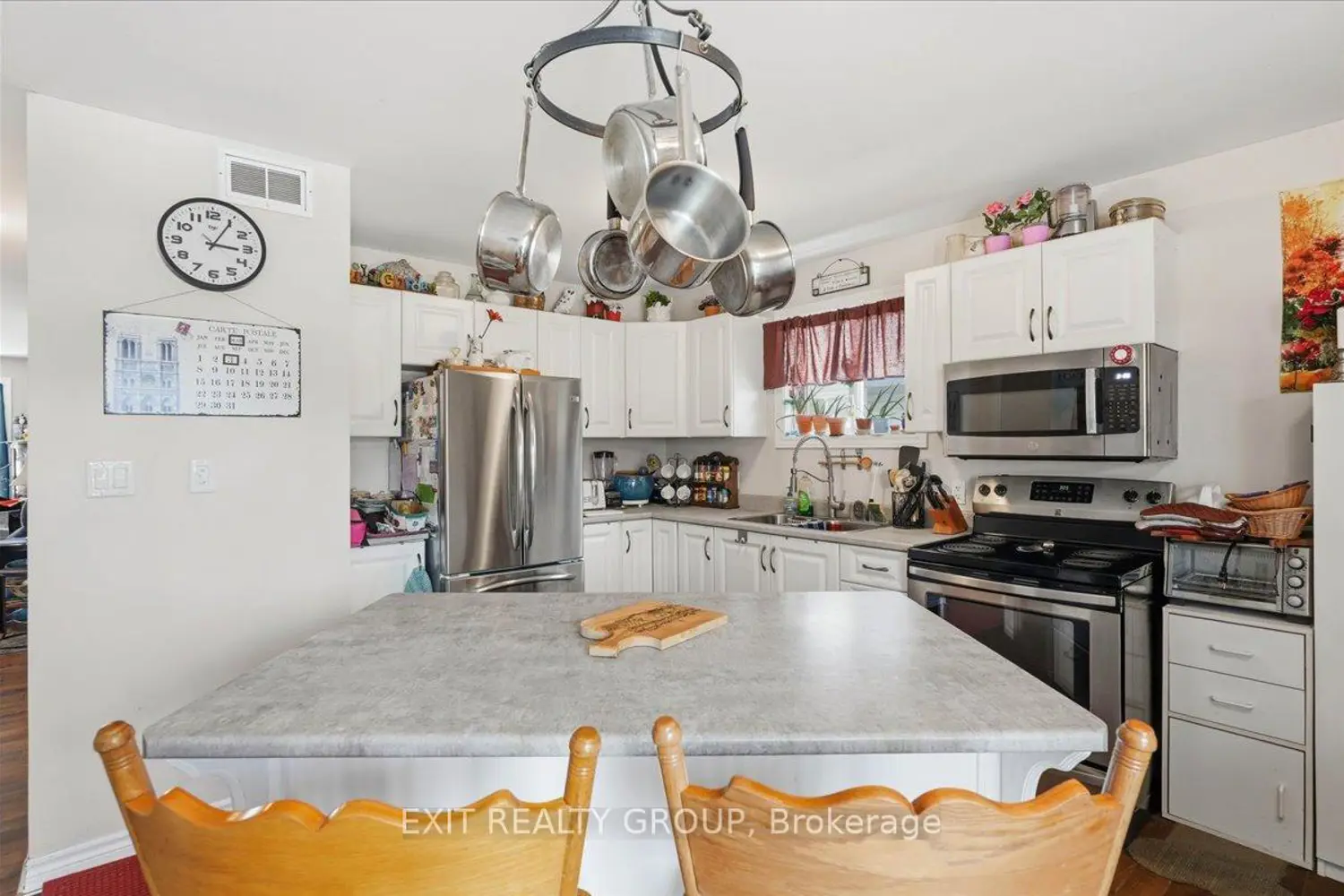 Additional image 5 of 218 Brant Street