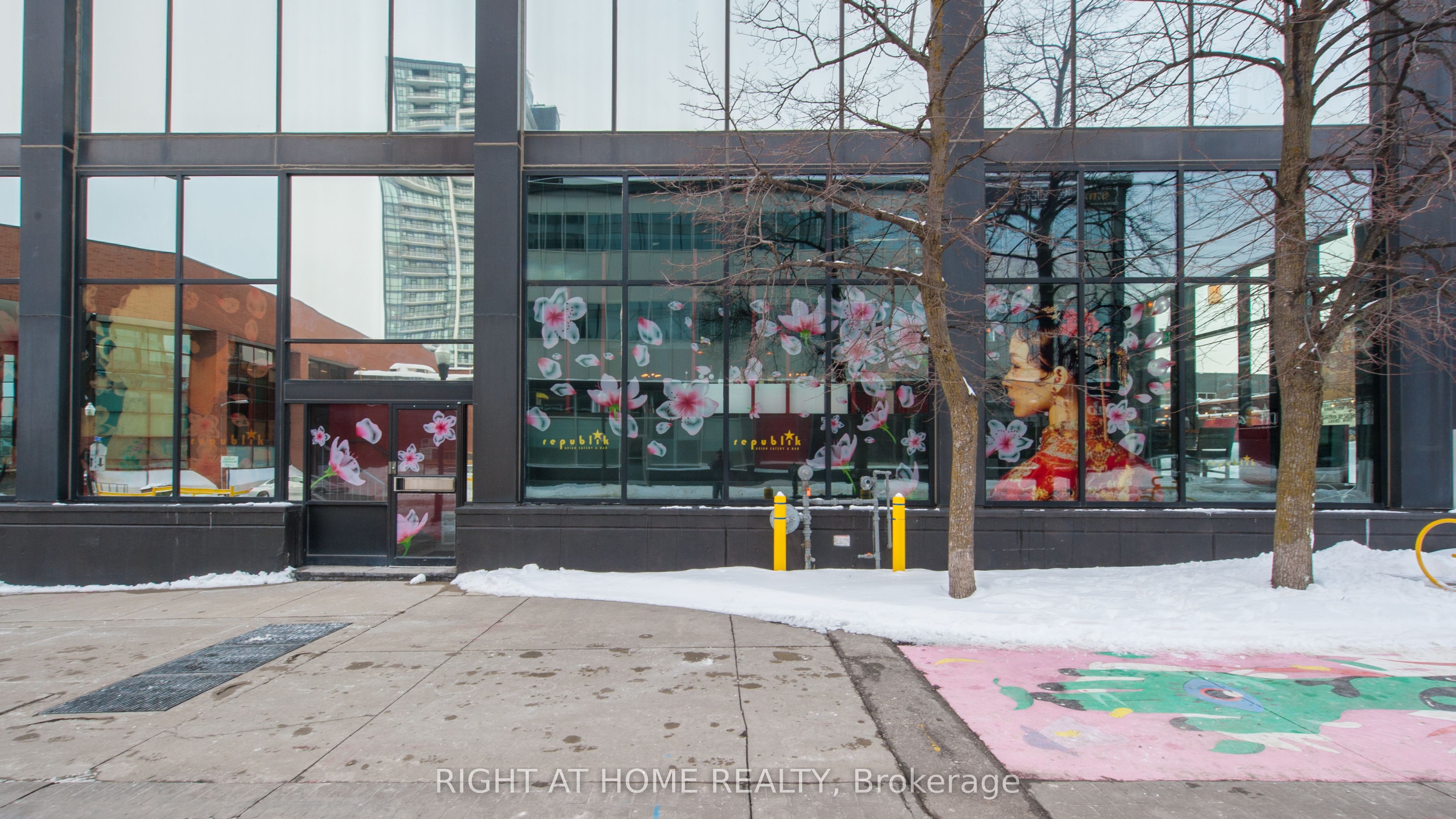 Additional image 3 of 102-305 King Street W, Kitchener, ON, N2G 1B9