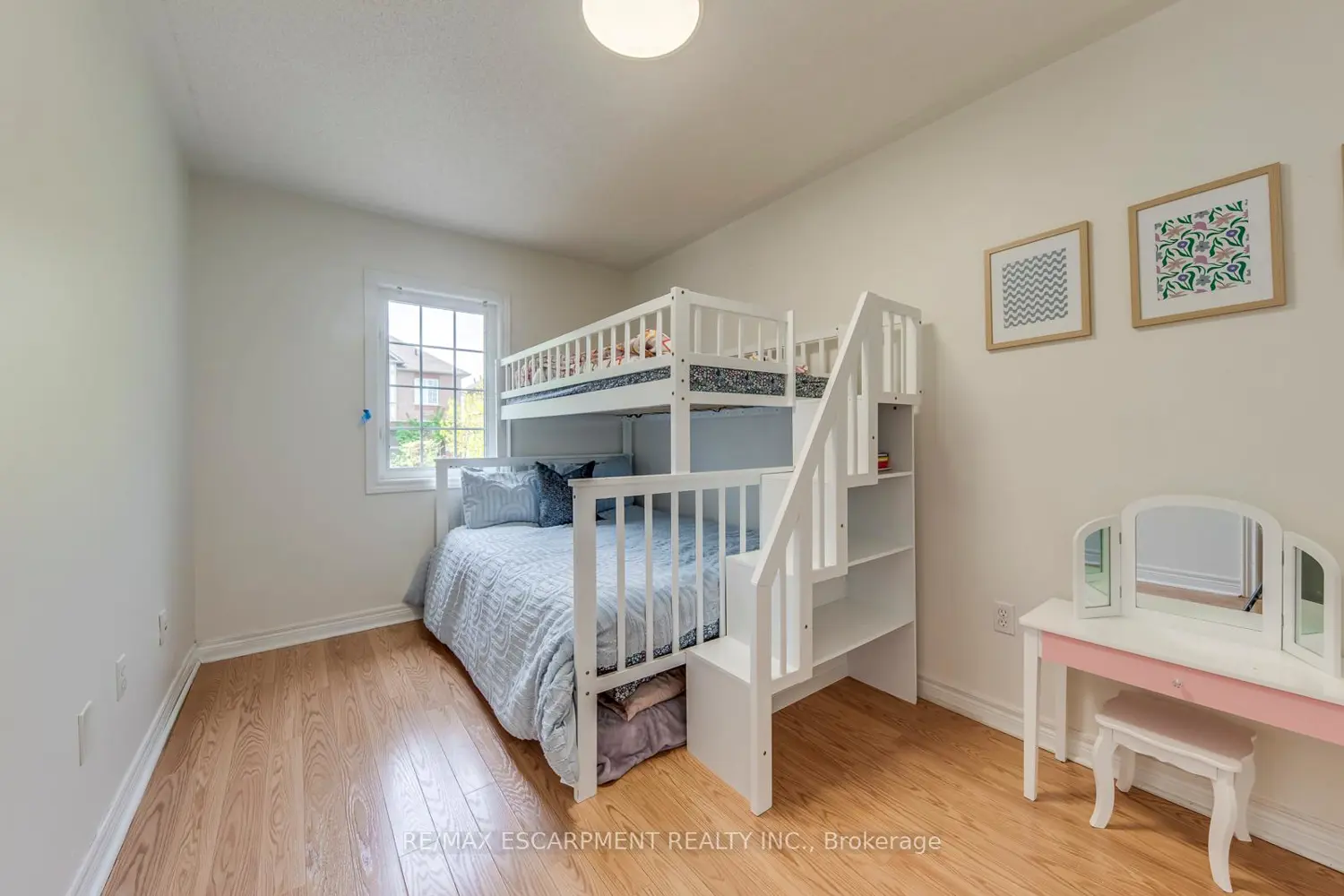 Additional image 3 of 2871 Darien Road 35