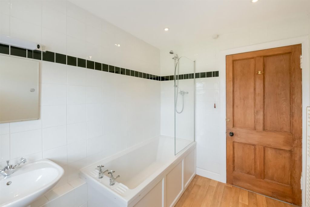 Additional image 30 of 3 bed flat for sale11 Harviestoun Road, Dollar FK14