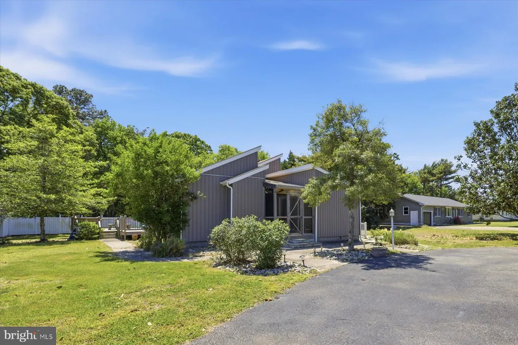 Additional image 3 of 106 S Orlando Avenue, Ocean View, DE 19970