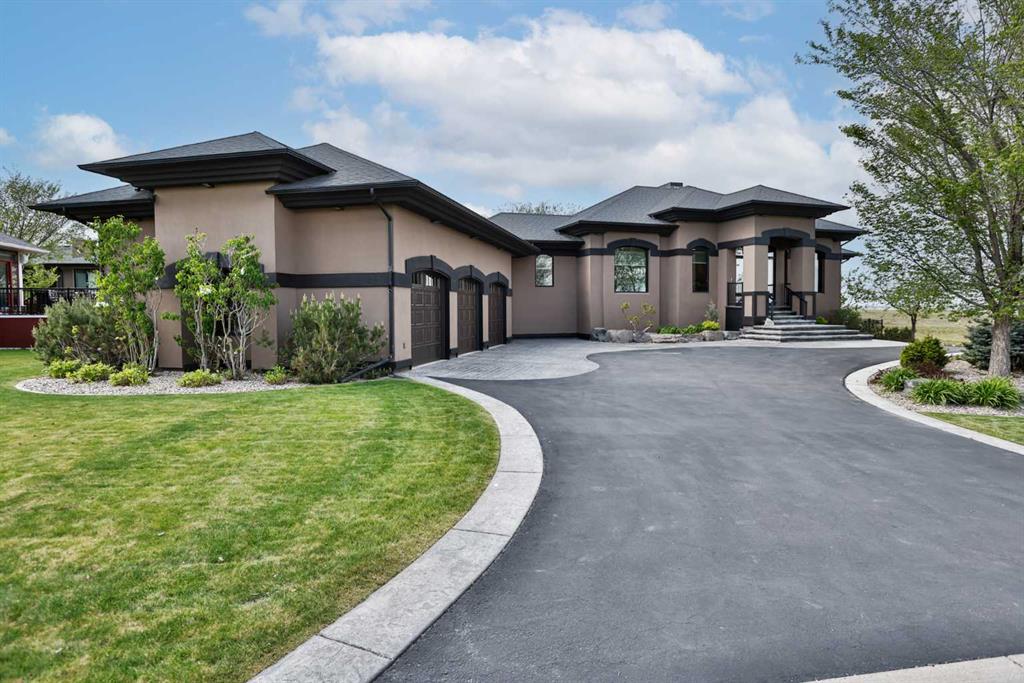 312 Sandstone Point S, Lethbridge, AB, T1K 8C9