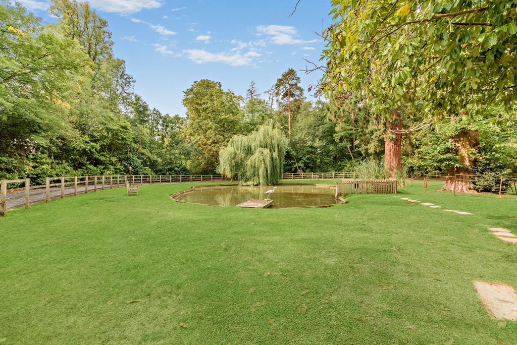 Additional image 19 of 7 bed detached house for saleBurghfield Common, Berkshire RG7