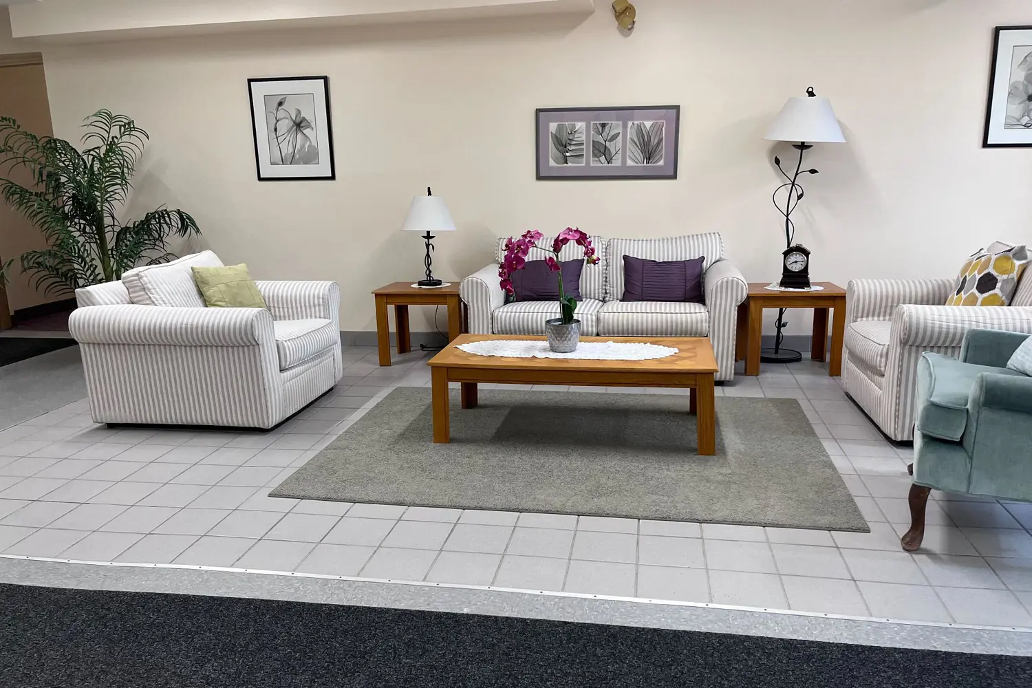 Additional image 9 of 310 Kingsdale Avenue 208