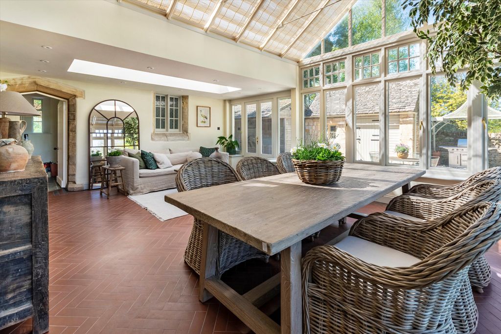 Additional image 10 of 5 bed detached house for saleChurch Lane, Sevenhampton, Cheltenham, Gloucestershire GL54