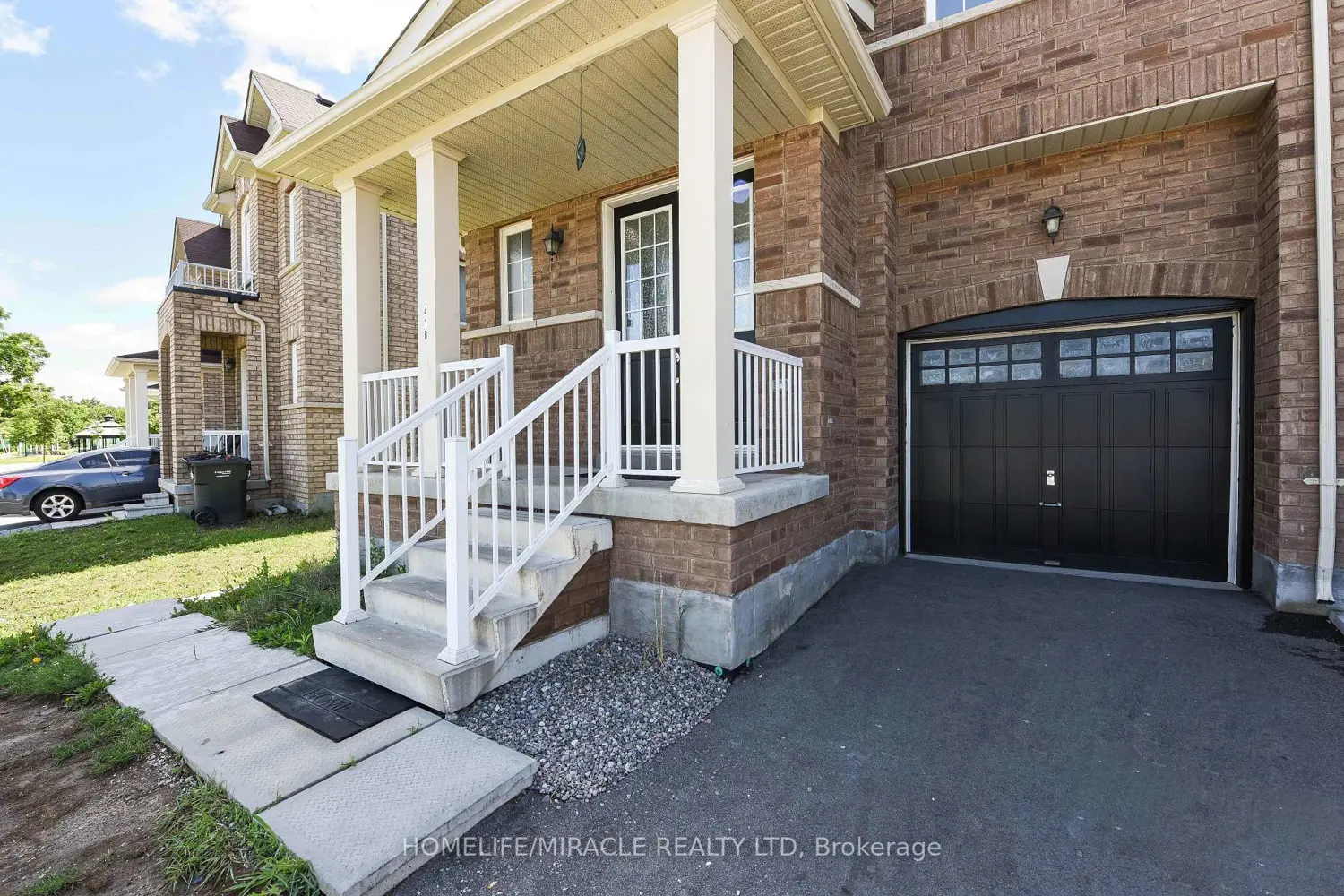 418 Royal West Drive