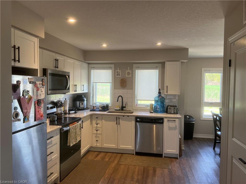 Additional image 3 of 26-235 Chapel Hill Drive, Kitchener, ON, N2R 1N3