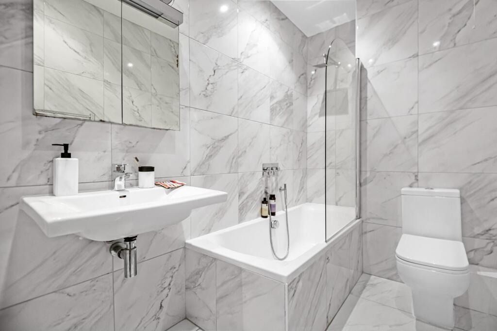 Additional image 19 of 3 bed flat for saleSussex Square, Brighton BN2