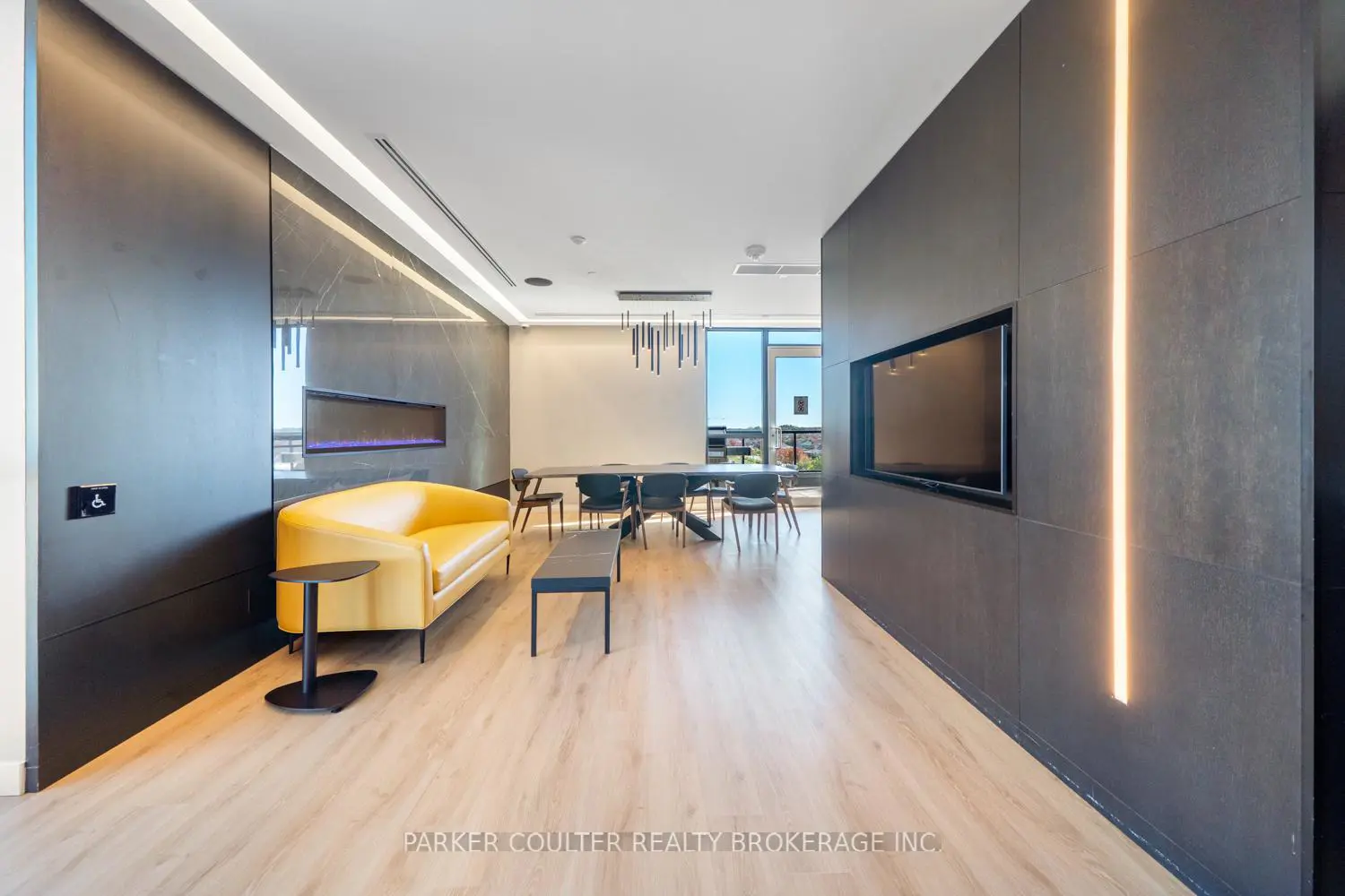 Additional image 14 of 681 Yonge Street 114